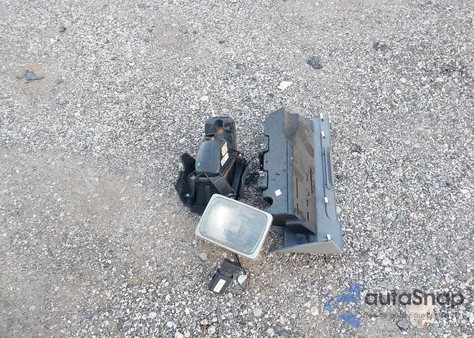 2014 Ford E-150 Commercial z USA, uszkodzony, nr VIN 1FTNE1EWXEDA90770